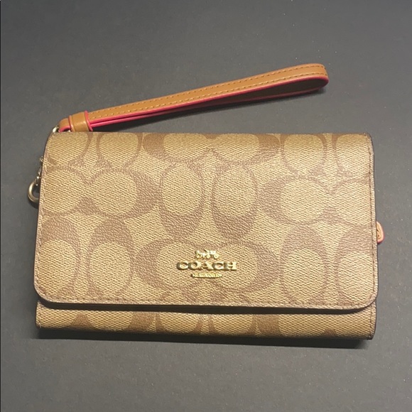 Coach Handbags - Coach Foldover Wristlet Wallet